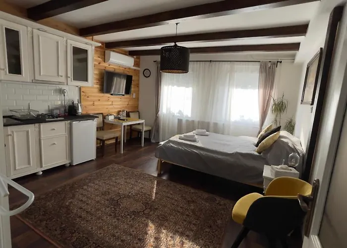 Kishaz Apartament Eger