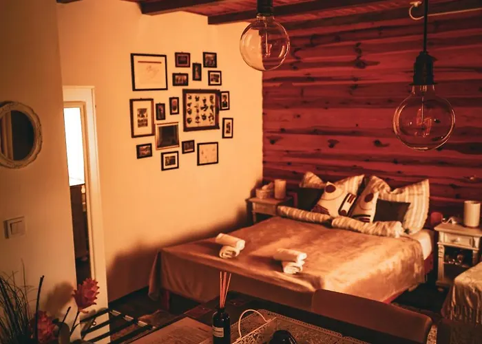 Apartament Kishaz *
